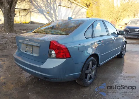 2008 Volvo S40 2.4I/2.4L из США, поврежденный, VIN YV1MS382282380844